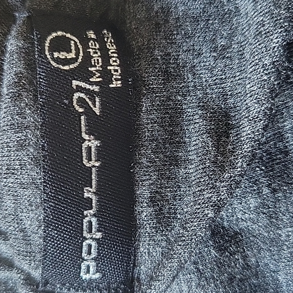 Gray Sleeveless Top - Picture 5 of 6